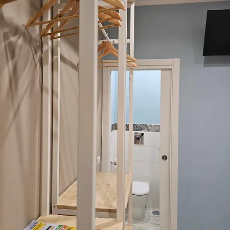 Experience Center לינה וארוחת בוקר נאפולי
