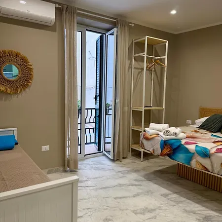 Bed & Breakfast Experience Center 3*