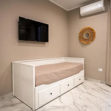 Experience Center 3*