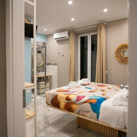 Experience Center 3*